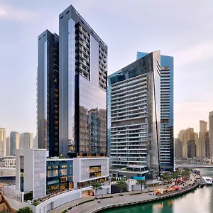 Hotel Crowne Plaza Marina By Ihg